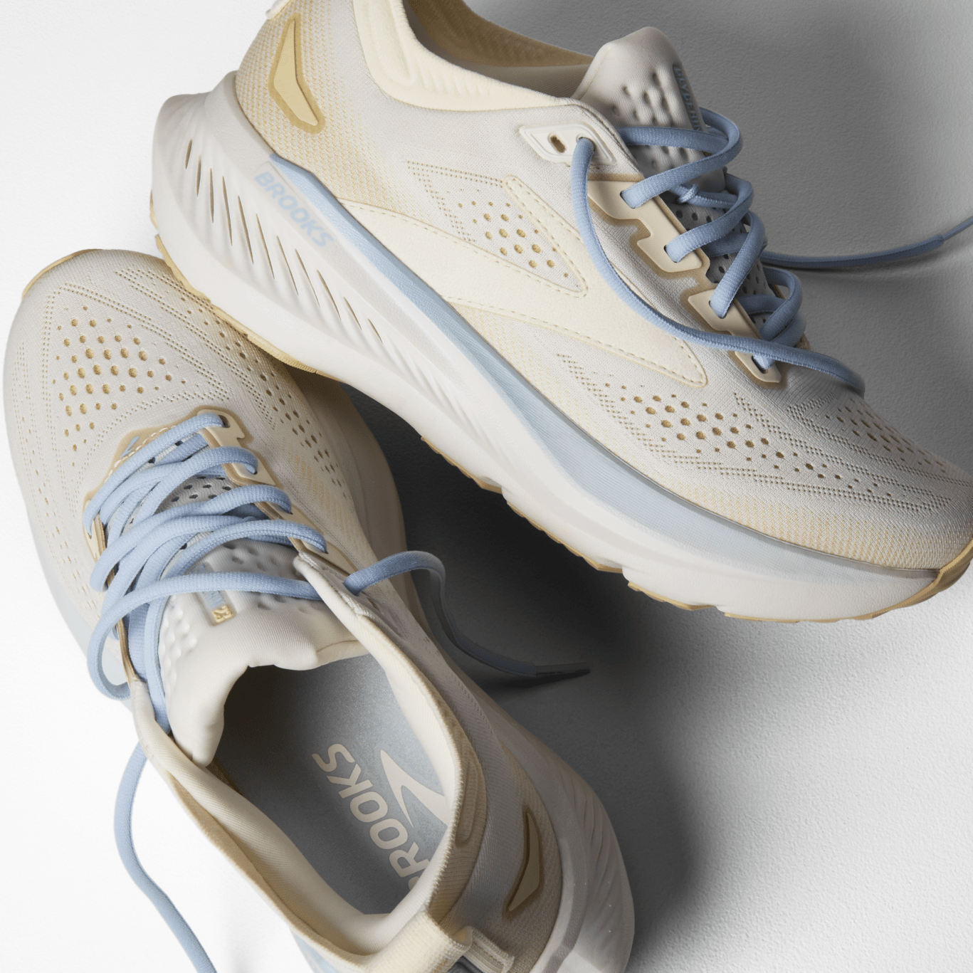 Brooks Glycerin 23 Womens-COCONUT/SAND/SKYWAY