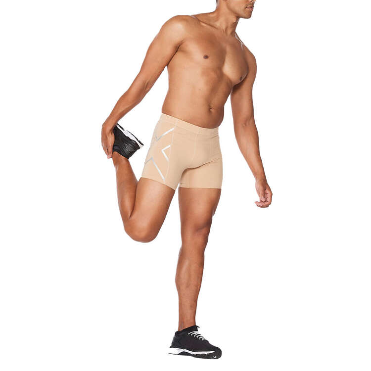 2XU Mens Compression Half Shorts - Beige